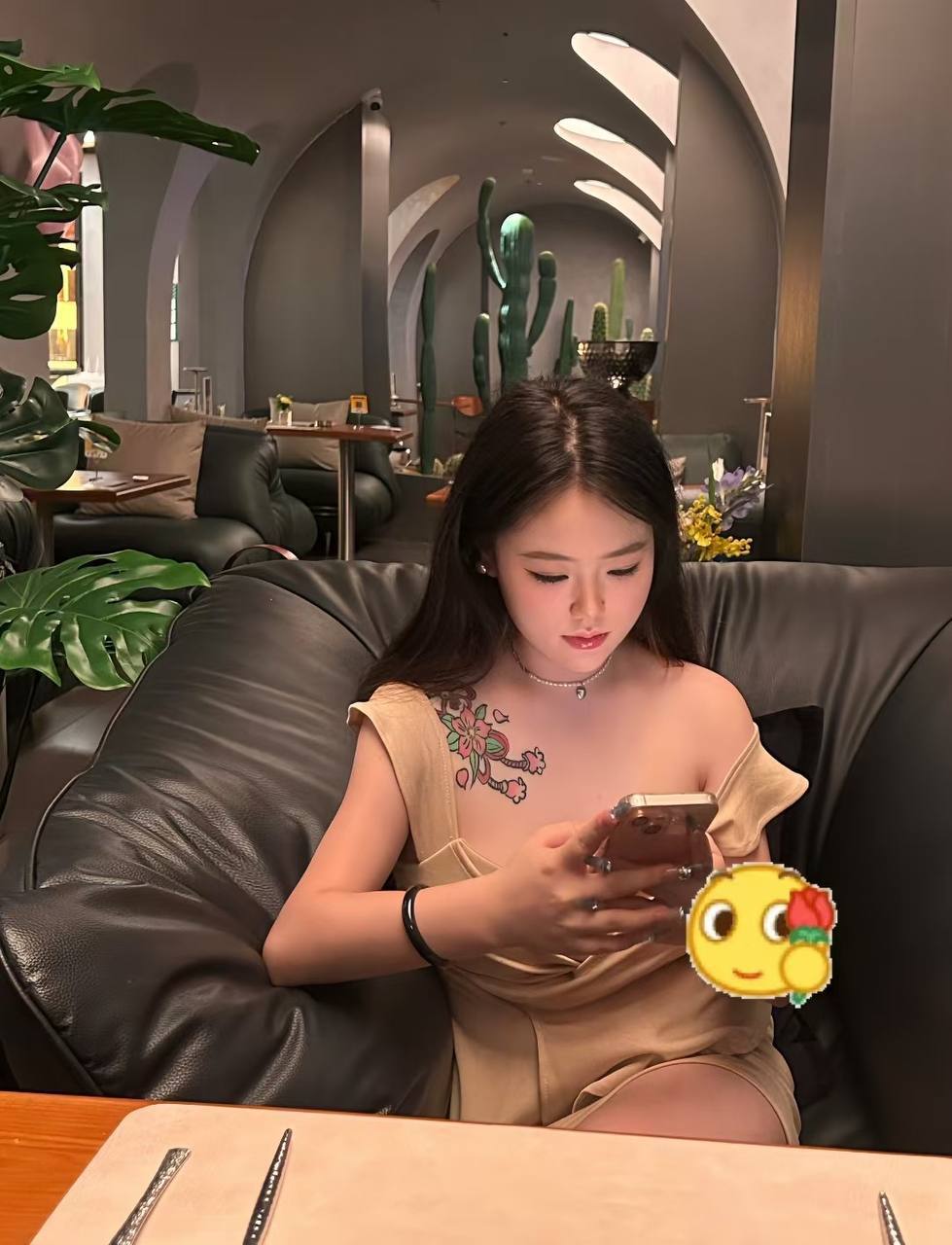 贵州 贵阳 编号：135424 (点击复制)
➡️ 