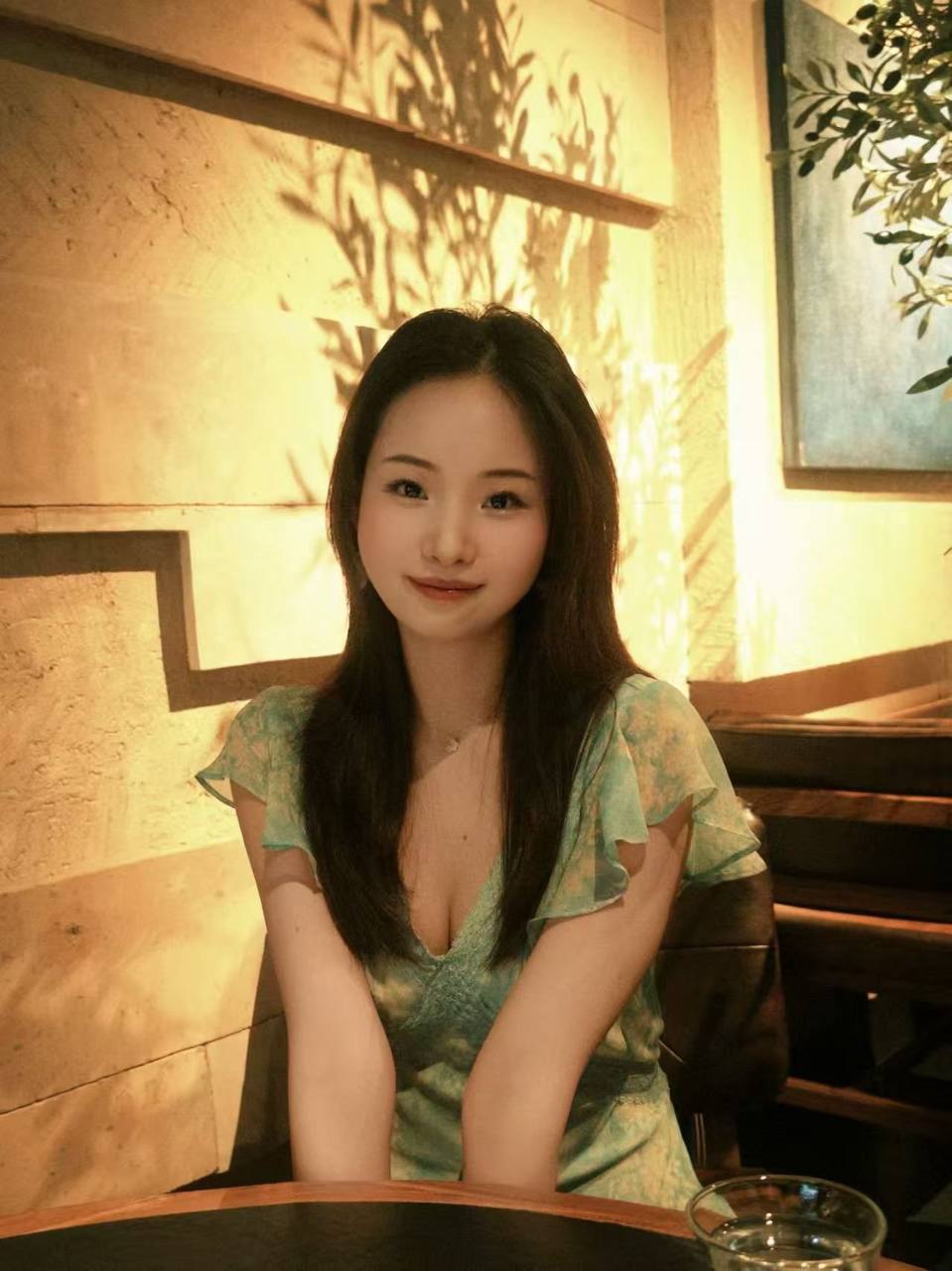 贵州 贵阳 编号：912423 (点击复制)
➡️ 