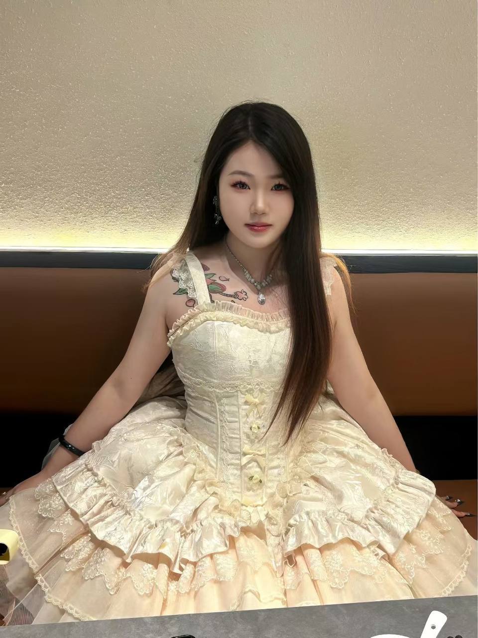 贵州 贵阳 编号：135424 (点击复制)
➡️ 