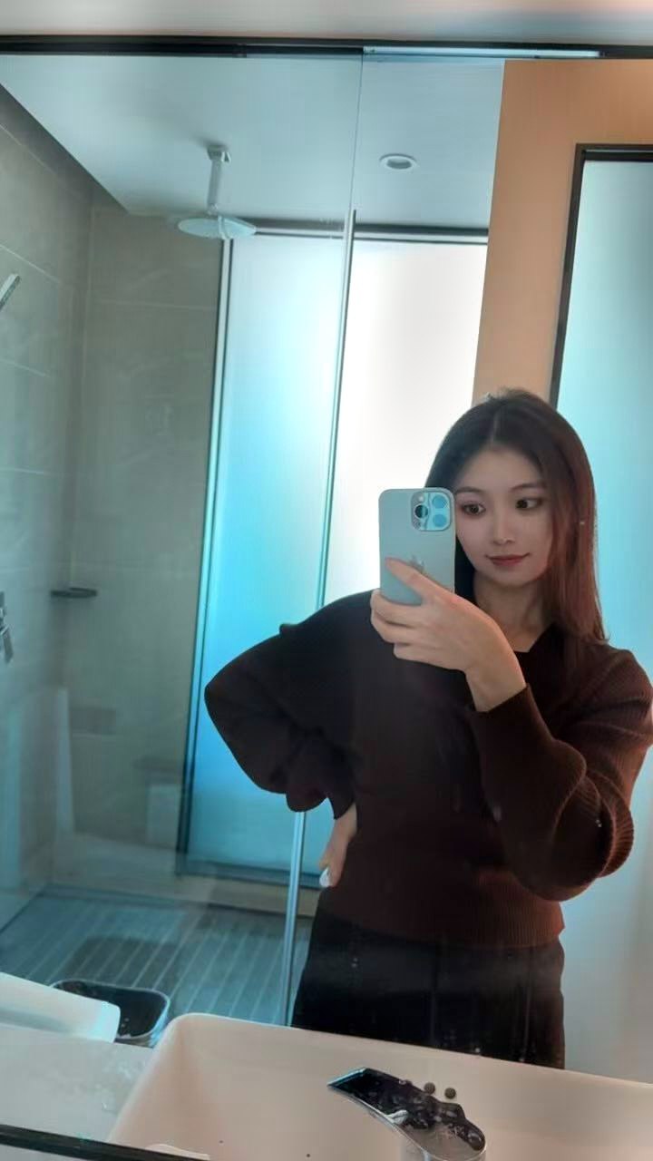 贵州 贵阳 编号：878381 (点击复制)
➡️ 