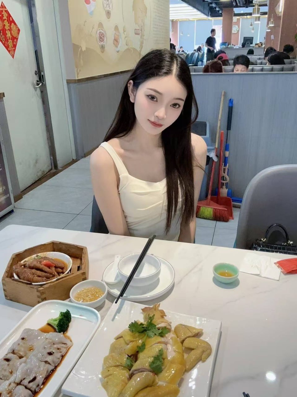 贵州 贵阳 编号：123164 (点击复制)
➡️ 