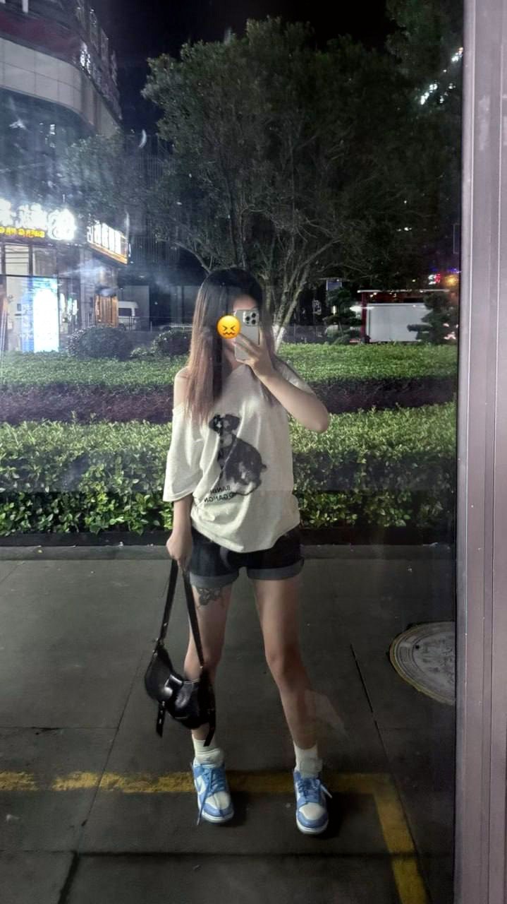 贵州 贵阳 编号： 475893 （260902）

