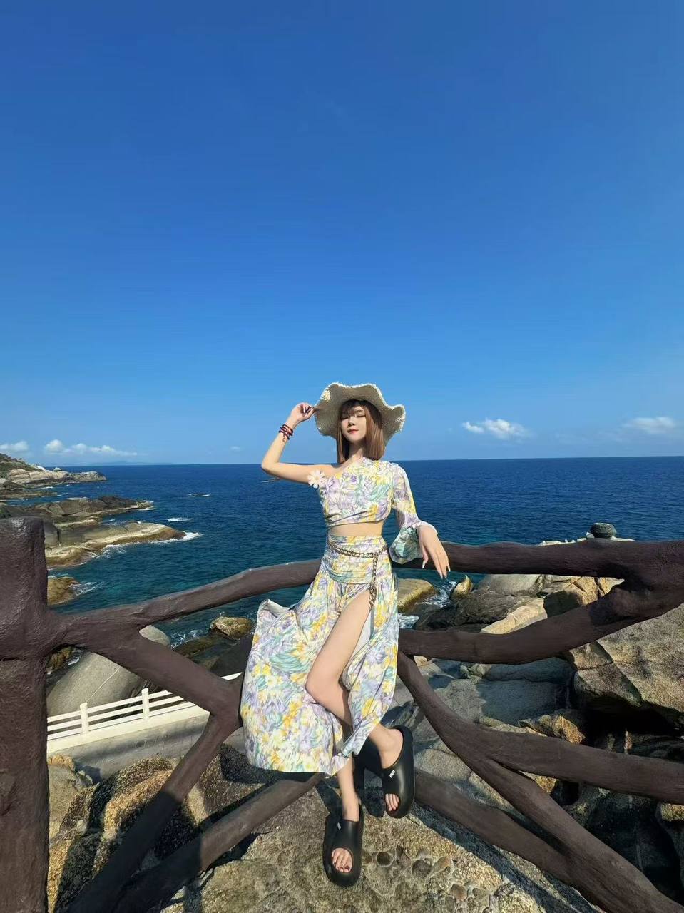 海南 三亚 编号：166943 (点击复制)
➡️ 