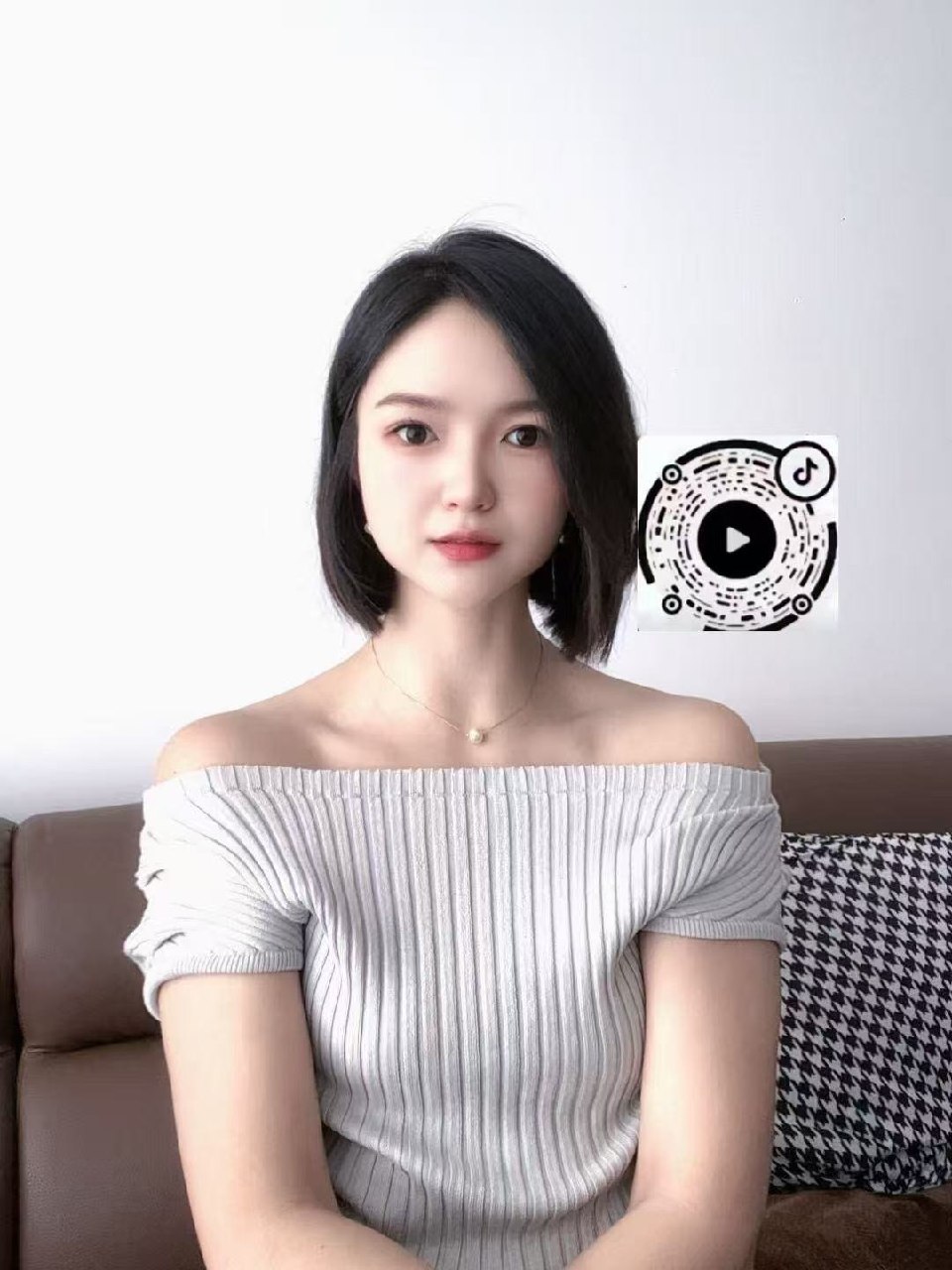 海南 三亚 编号：908755 (点击复制)
➡️ 