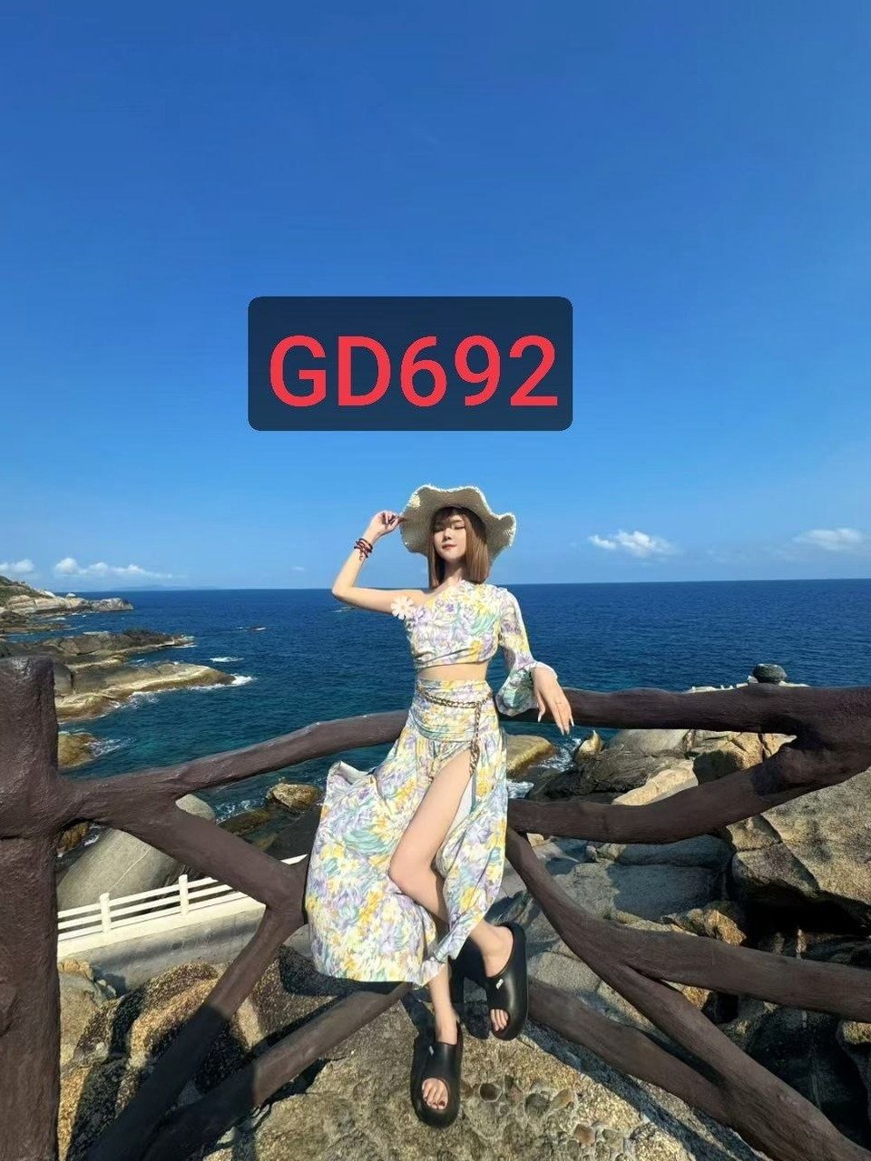 海南 三亚 编号： 626118 （260906）
