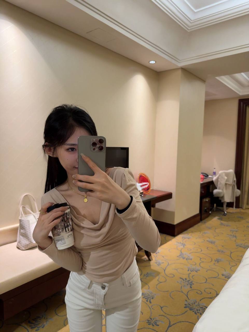 河北 保定 编号：029668 (点击复制)
➡️ 