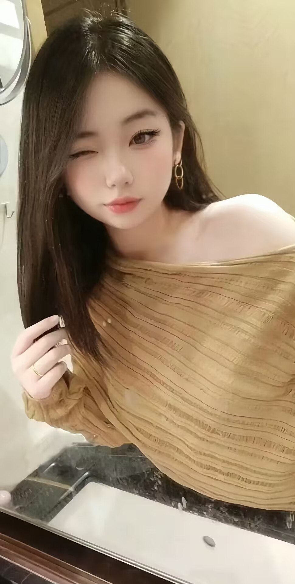 河南 信阳 编号：250748 (点击复制)
➡️ 