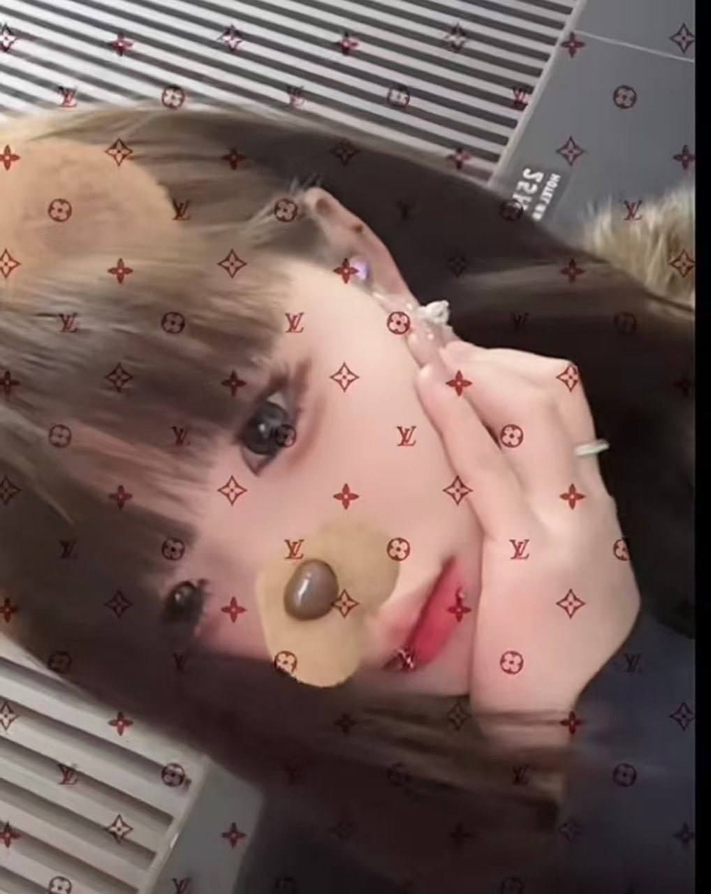 河南 安阳 编号：303962 (点击复制)
➡️ 