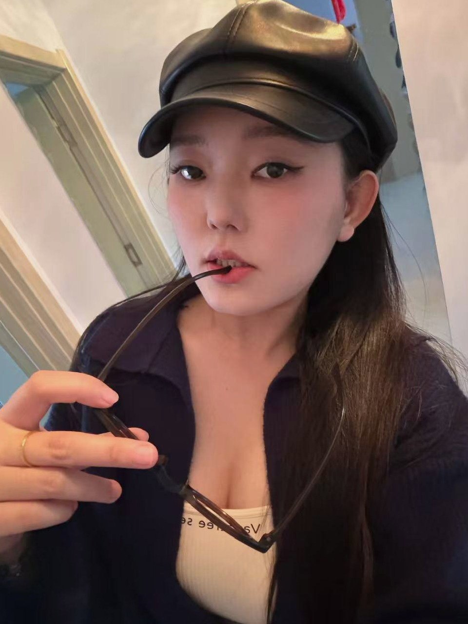 河南 安阳 编号：658713 (点击复制)
➡️ 