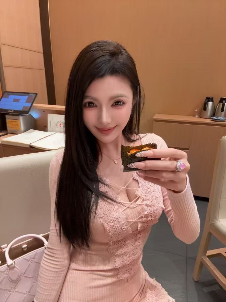 河南 商丘 编号：106895 (点击复制)
➡️ 