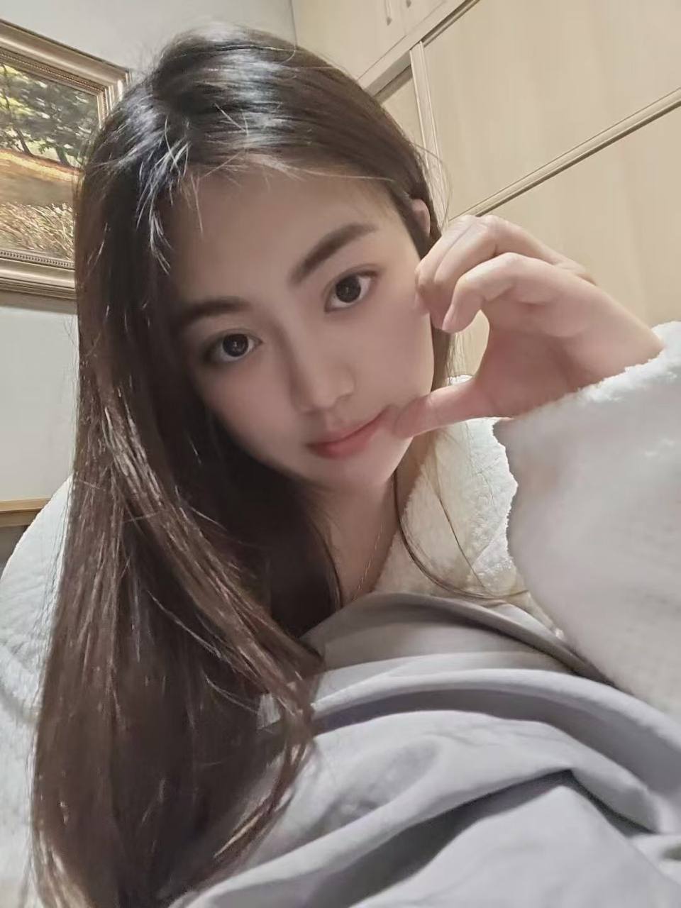 河南 郑州 编号：995618 (点击复制)
➡️ 