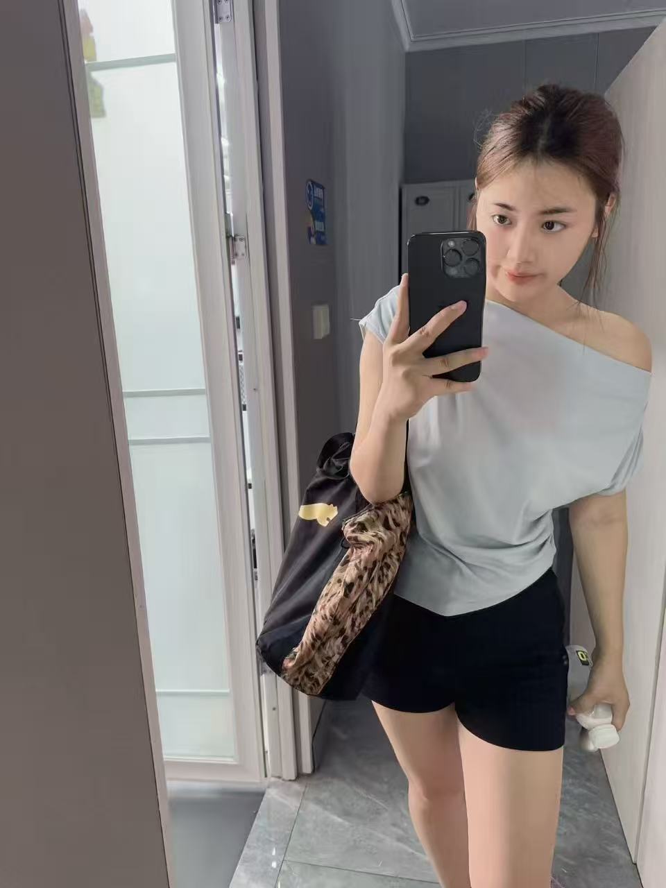 河南 郑州 编号：995618 (点击复制)
➡️ 