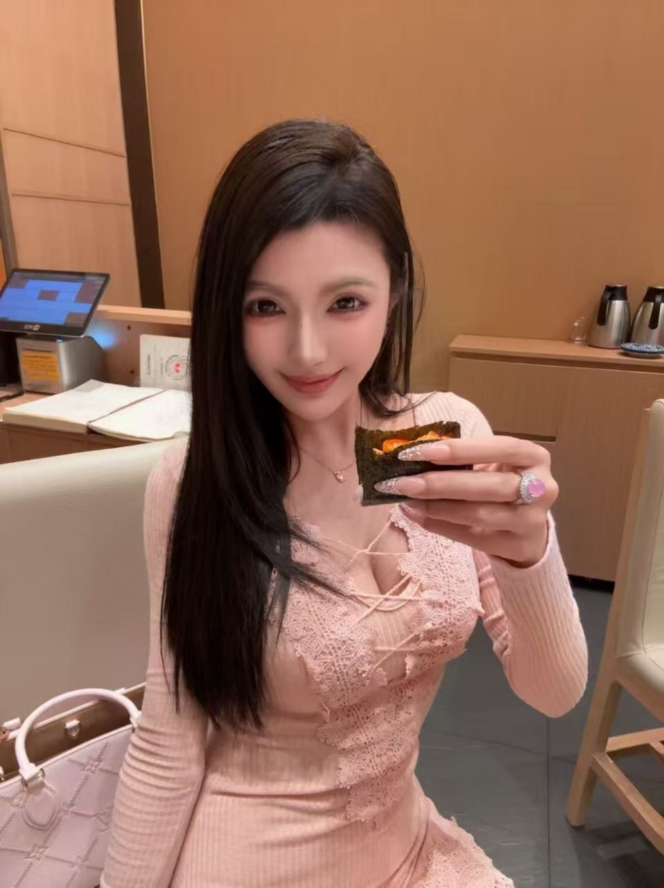 河南 商丘 编号：958188 (点击复制)
➡️ 