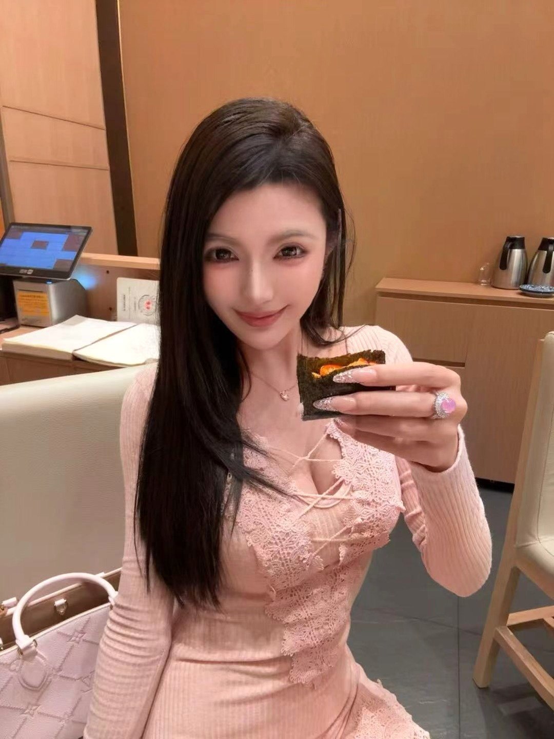 河南 商丘 编号：357837 (点击复制)
➡️ 