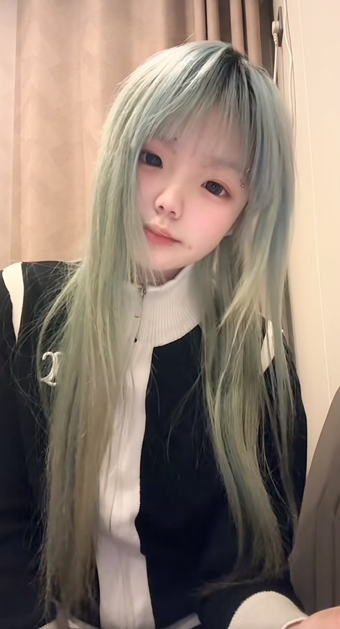 河南 南阳 编号：898732 (点击复制)
➡️ 