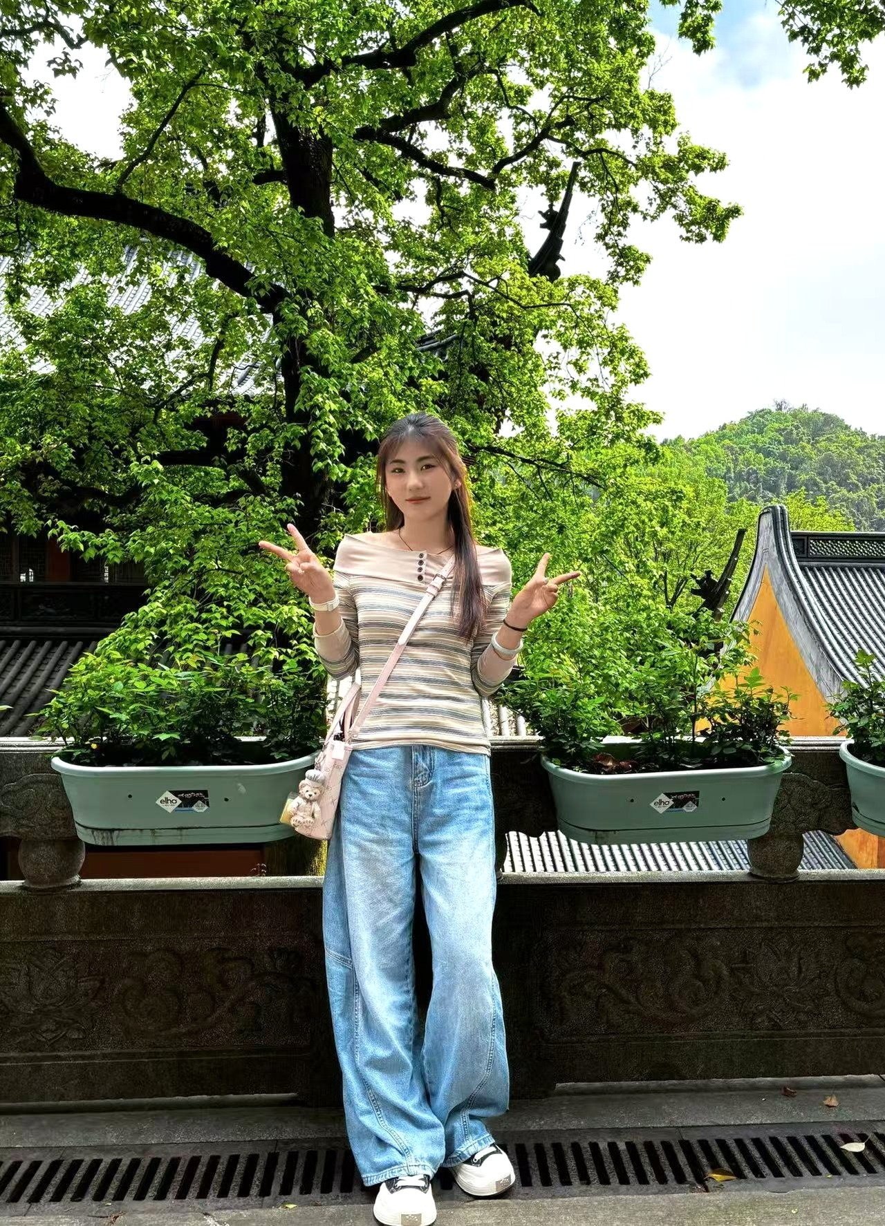 河南 郑州 编号：613562 (点击复制)
➡️ 