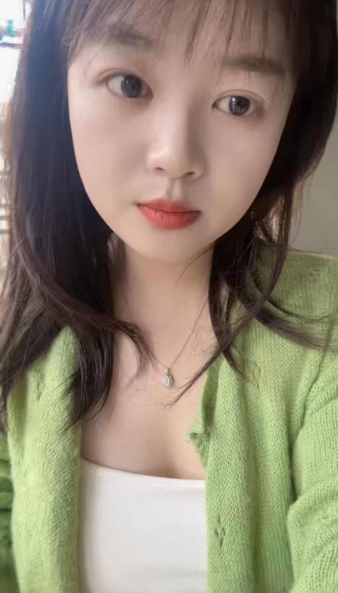 湖北 襄阳 编号：980993 (点击复制)
➡️ 