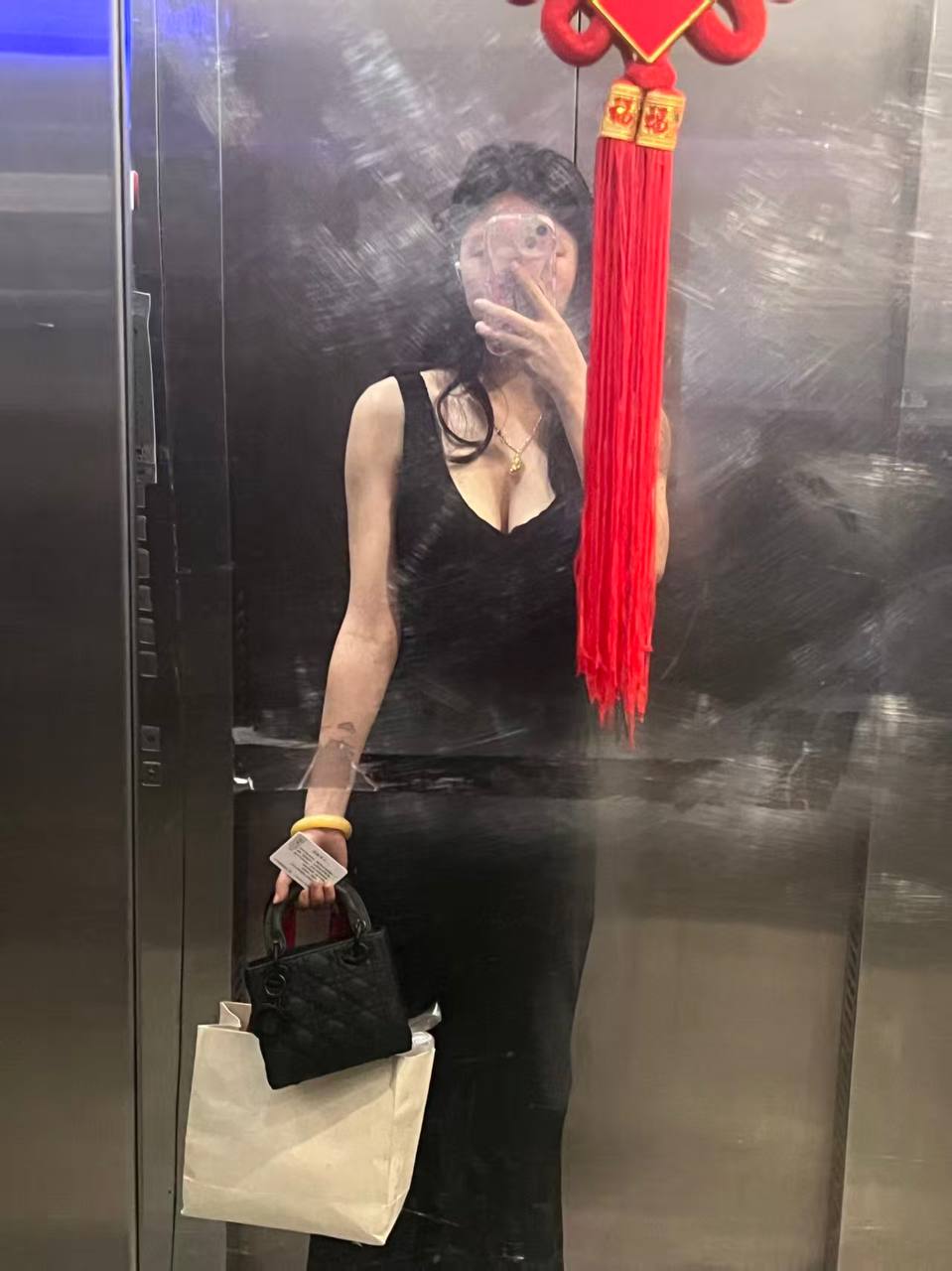 湖北 武汉 编号：634504 (点击复制)
➡️ 