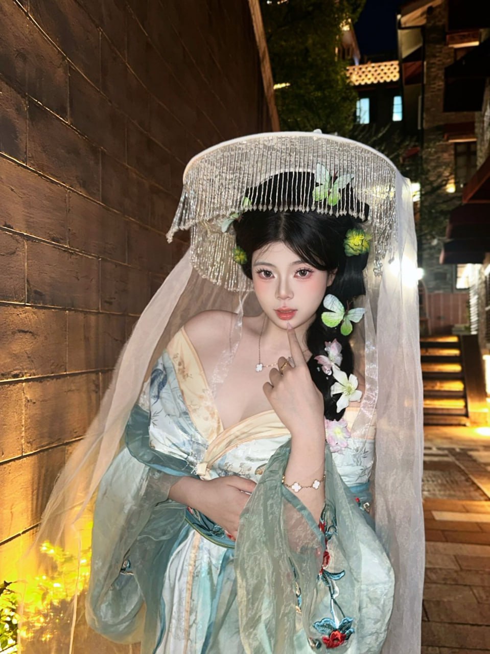 湖北 武汉 编号：886213 (点击复制)
➡️ 