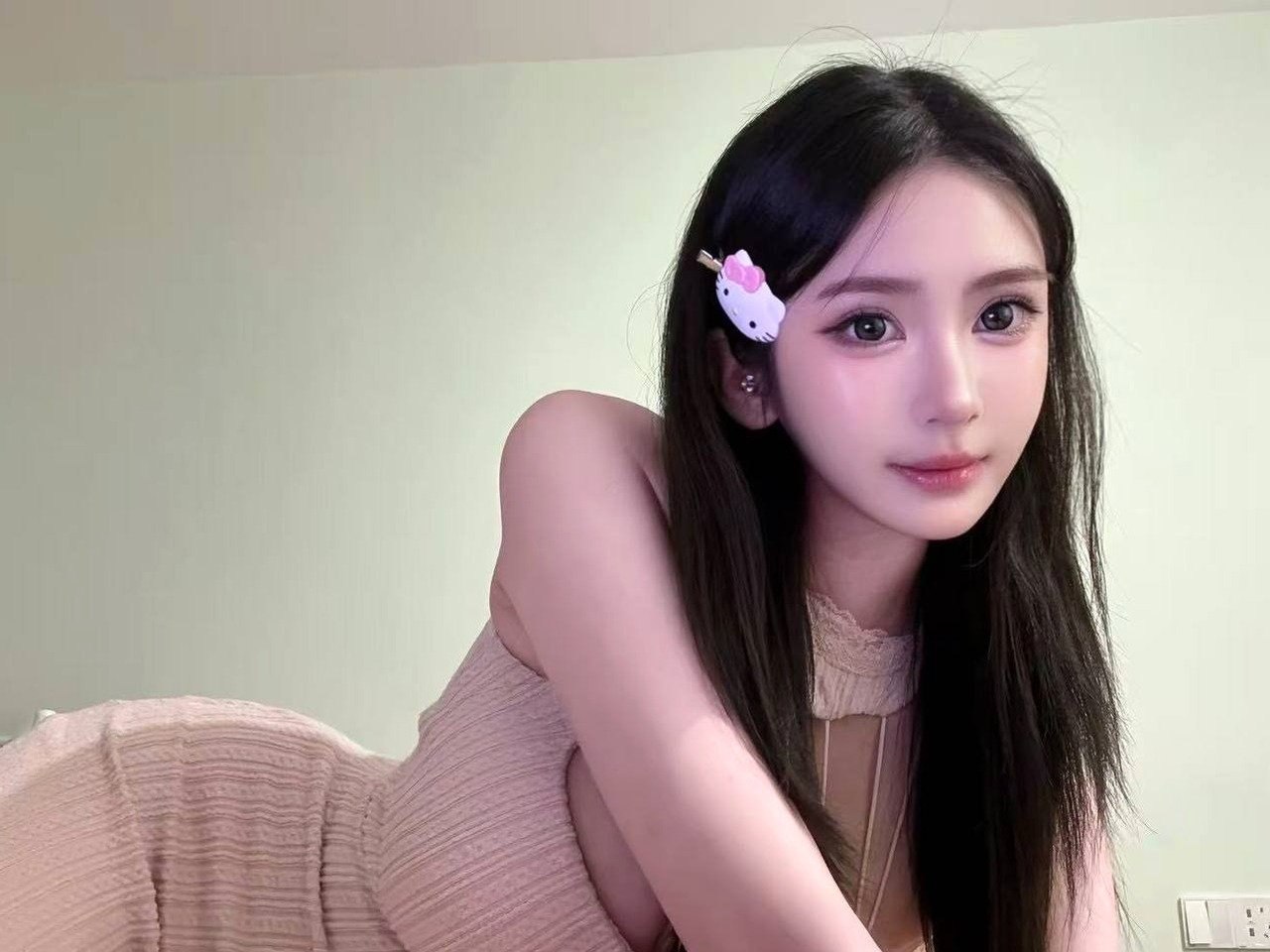 湖北 武汉 编号：395864 (点击复制)
➡️ 