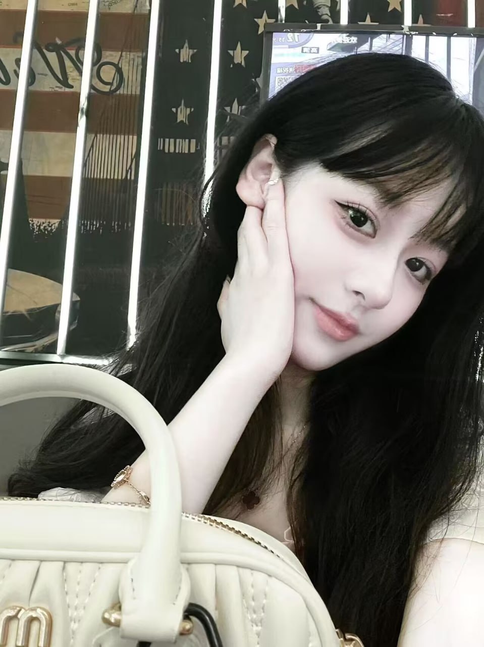 湖北 襄阳 编号：018307 (点击复制)
➡️ 
