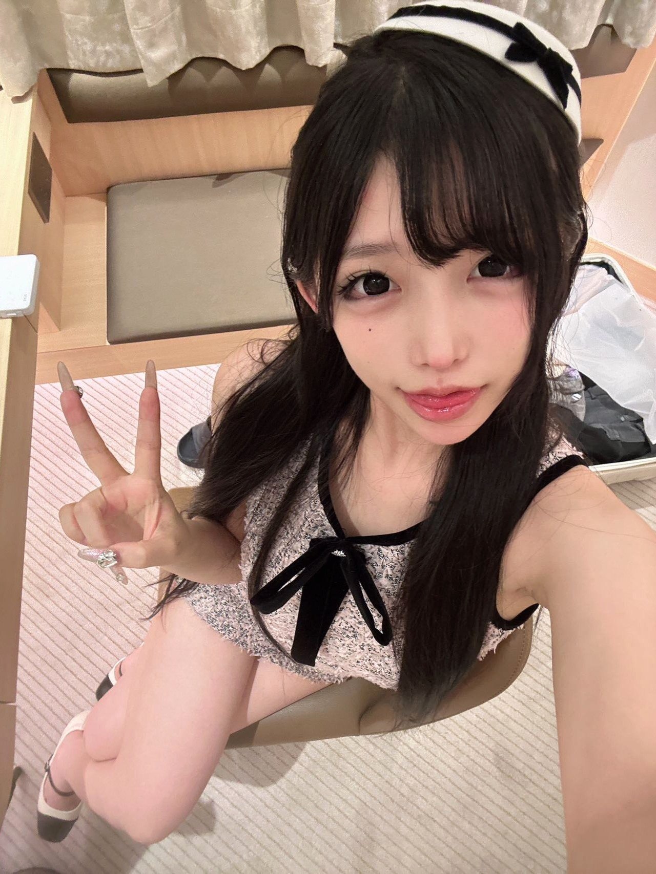 湖北 武汉 编号：256308 (点击复制)
➡️ 