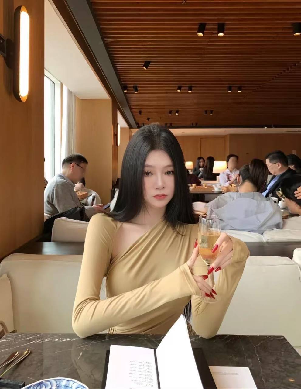 湖北 武汉 编号：244649 (点击复制)
➡️ 
