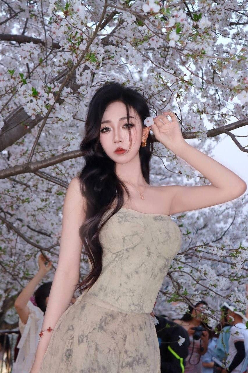 湖南 长沙 编号：353922 (点击复制)
➡️ 