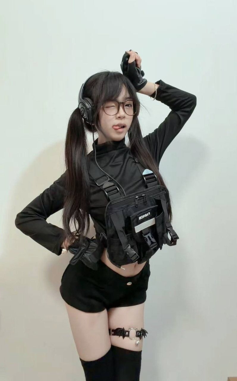 湖南 益阳 编号：305893 (点击复制)
➡️ 