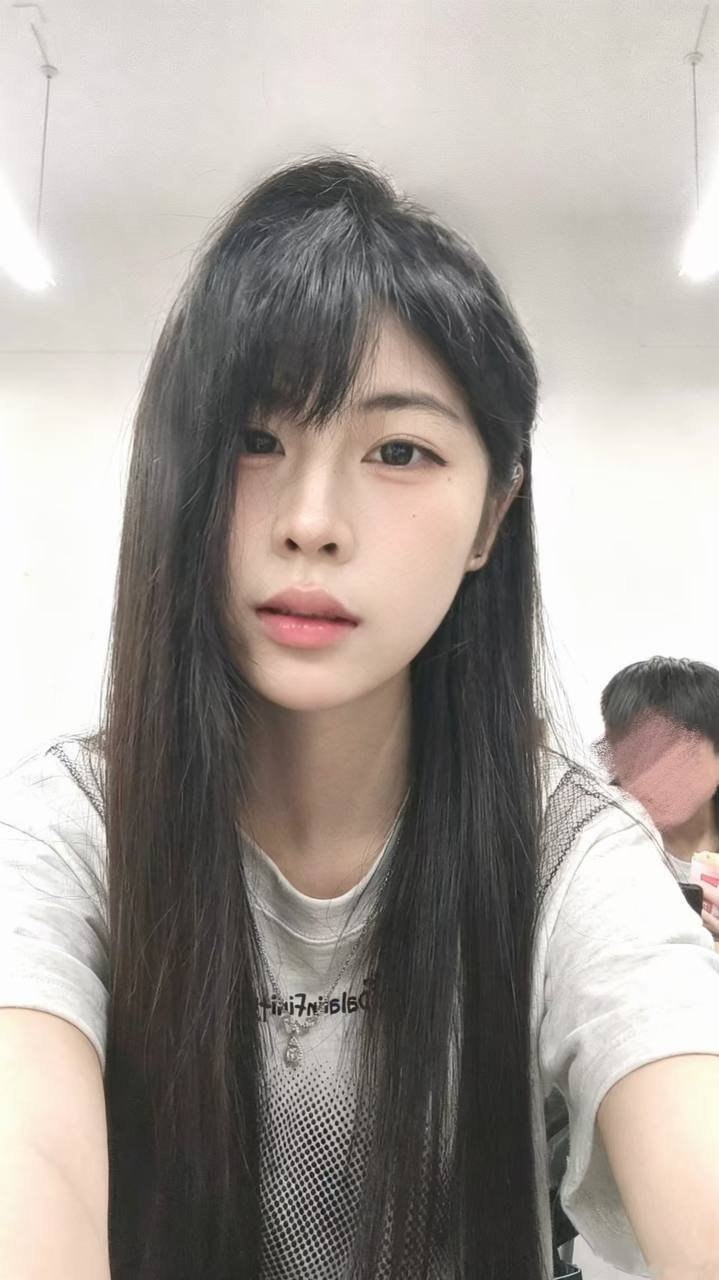 湖南 岳阳 编号：673946 (点击复制)
➡️ 