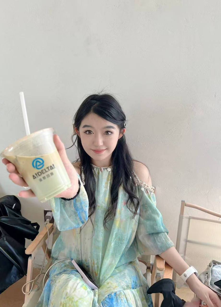 江苏 泰州 编号：343837 (点击复制)
➡️ 