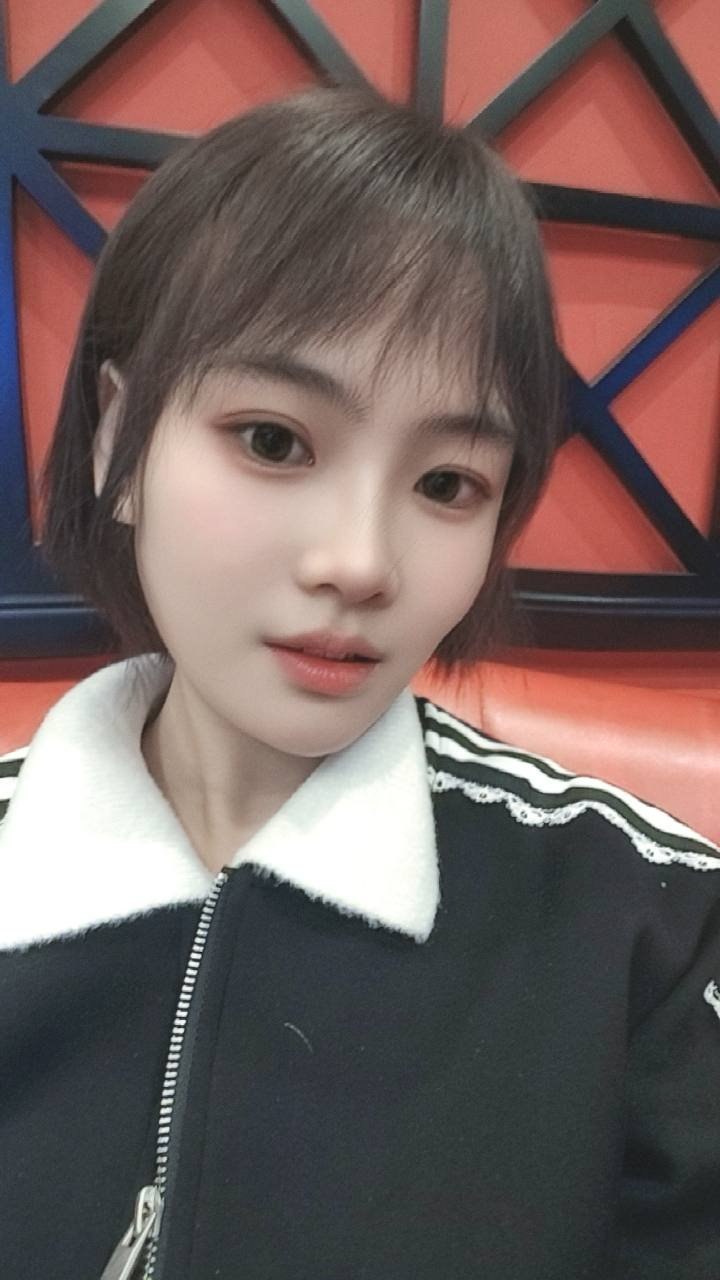 江苏 常州 编号：895592 (点击复制)
➡️ 