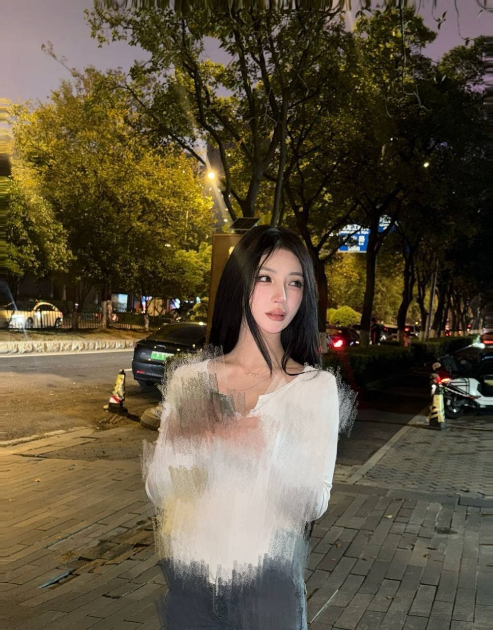 江苏 南京 编号：233063 (点击复制)
➡️ 