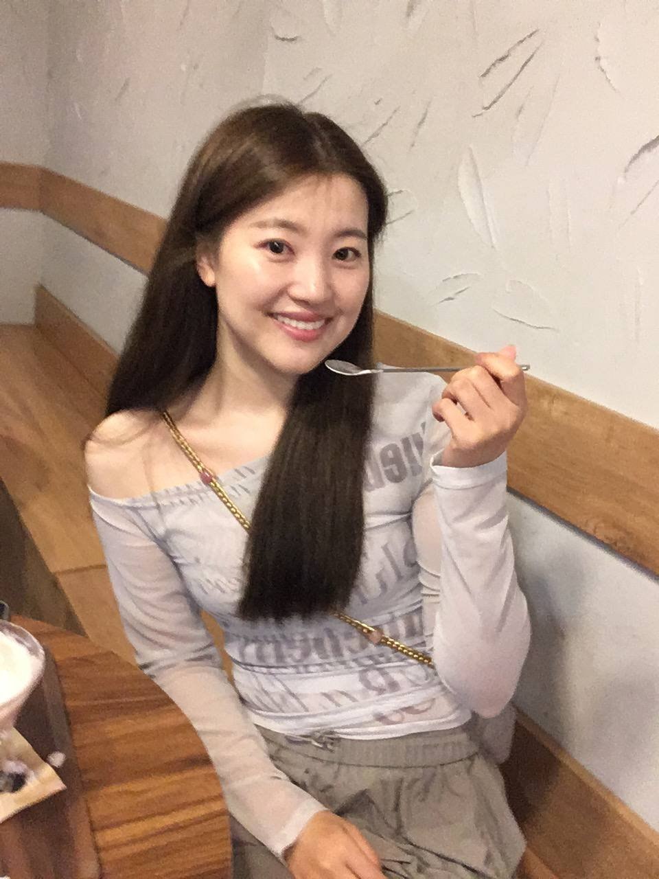 江苏 无锡 编号：071935 (点击复制)
➡️ 