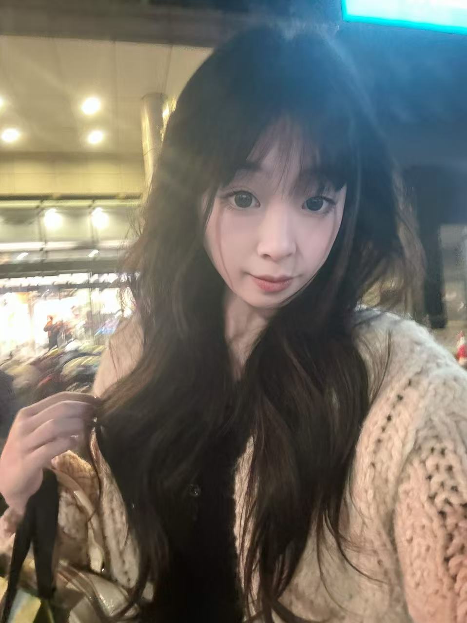 江苏 苏州 编号：150379 (点击复制)
➡️ 