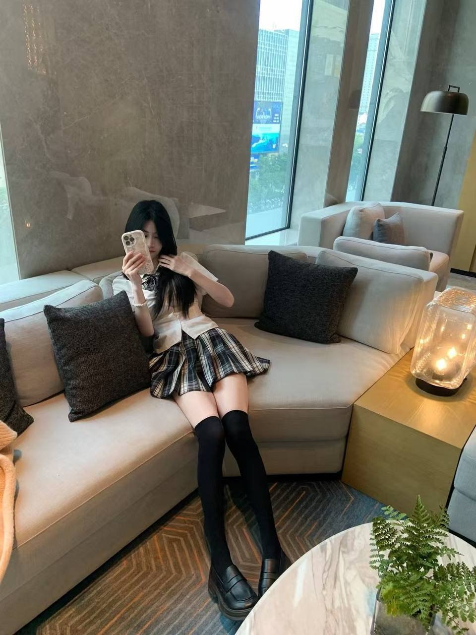 江苏 南京 编号：593983 (点击复制)
➡️ 