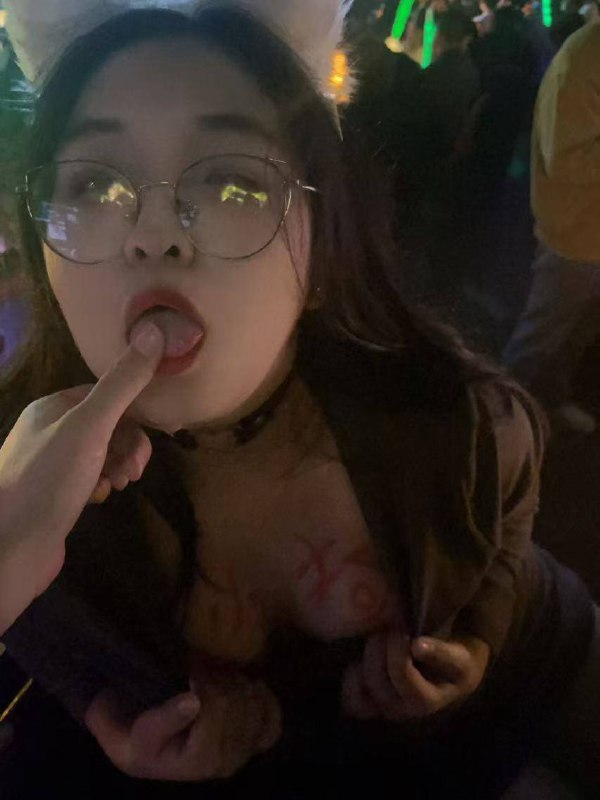 江苏 苏州 编号：028078 (点击复制)
➡️ 