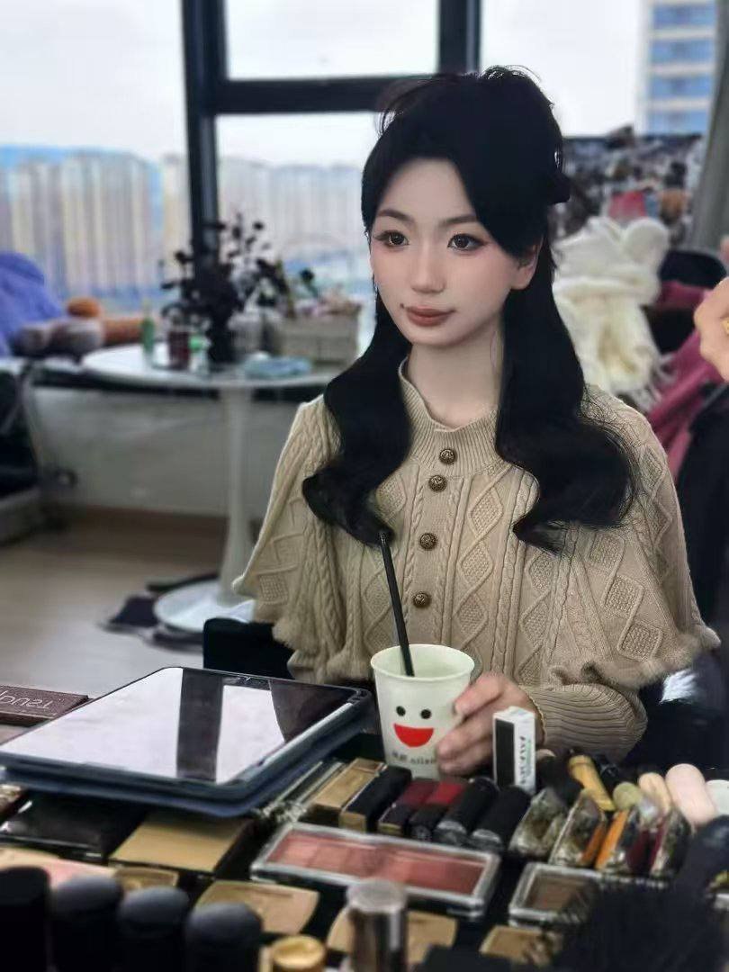 江苏 南通 编号：725424 (点击复制)
➡️ 
