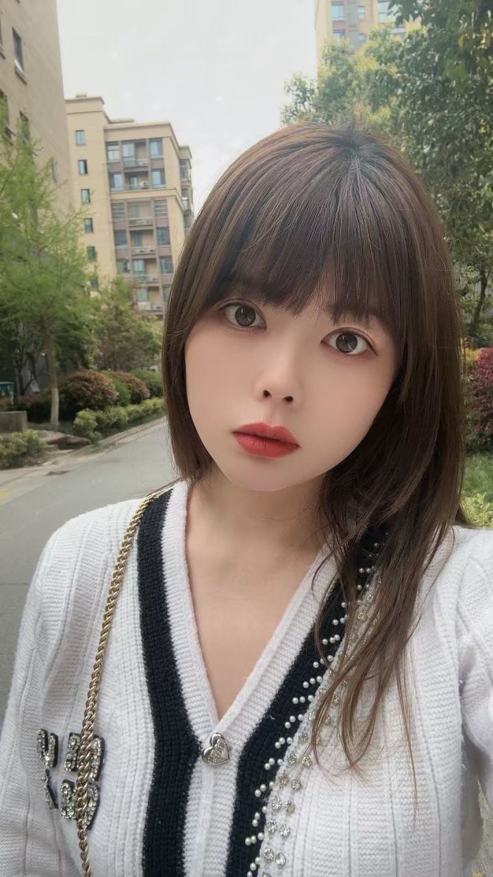 江苏 泰州 编号：393856 (点击复制)
➡️ 