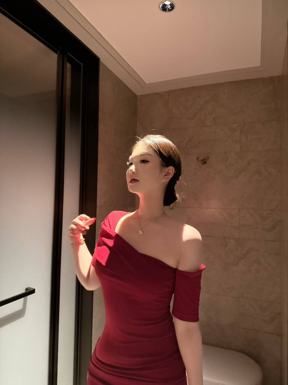 江苏 常州 编号：392712 (点击复制)
➡️ 