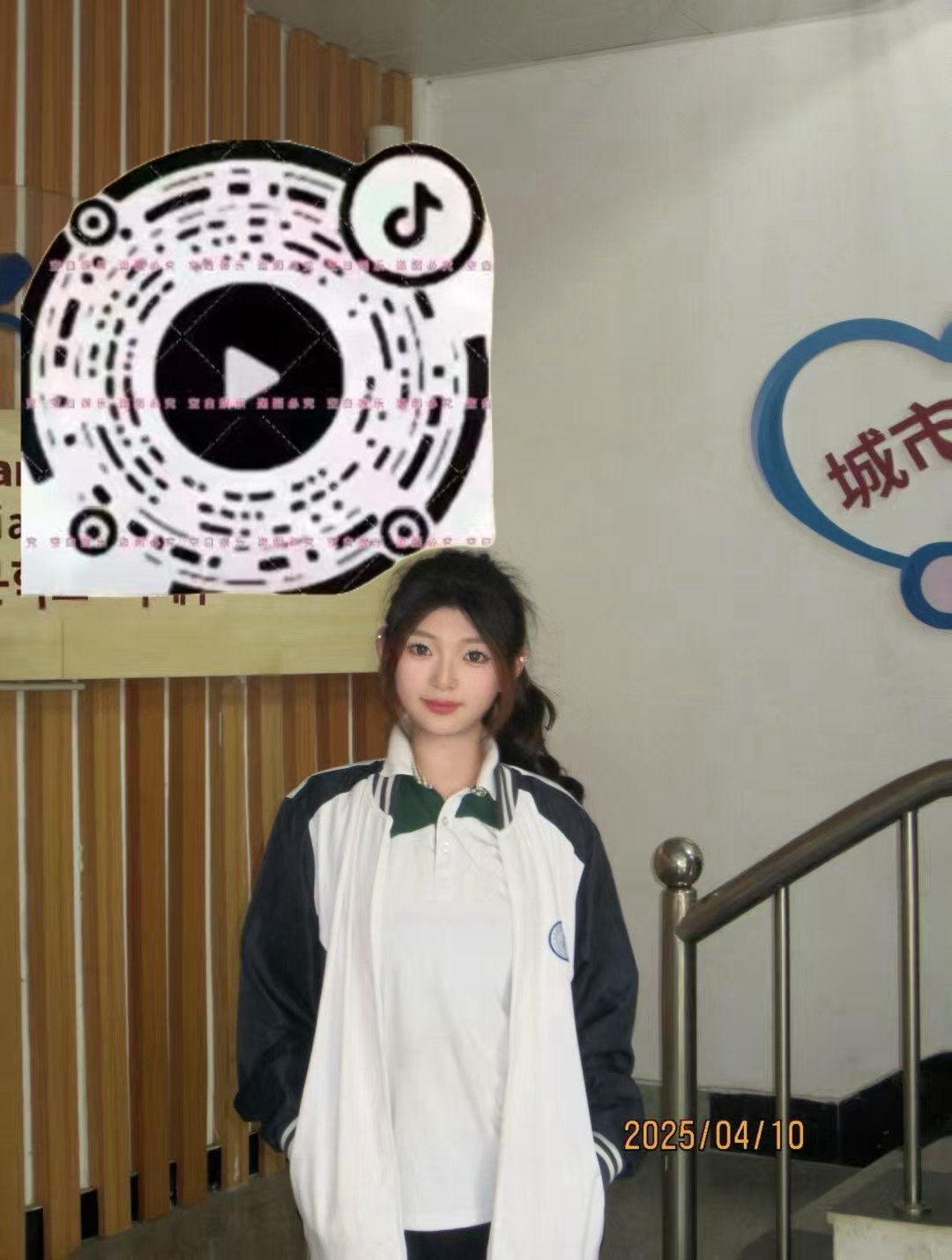 江苏 无锡 编号：579973 (点击复制)
➡️ 