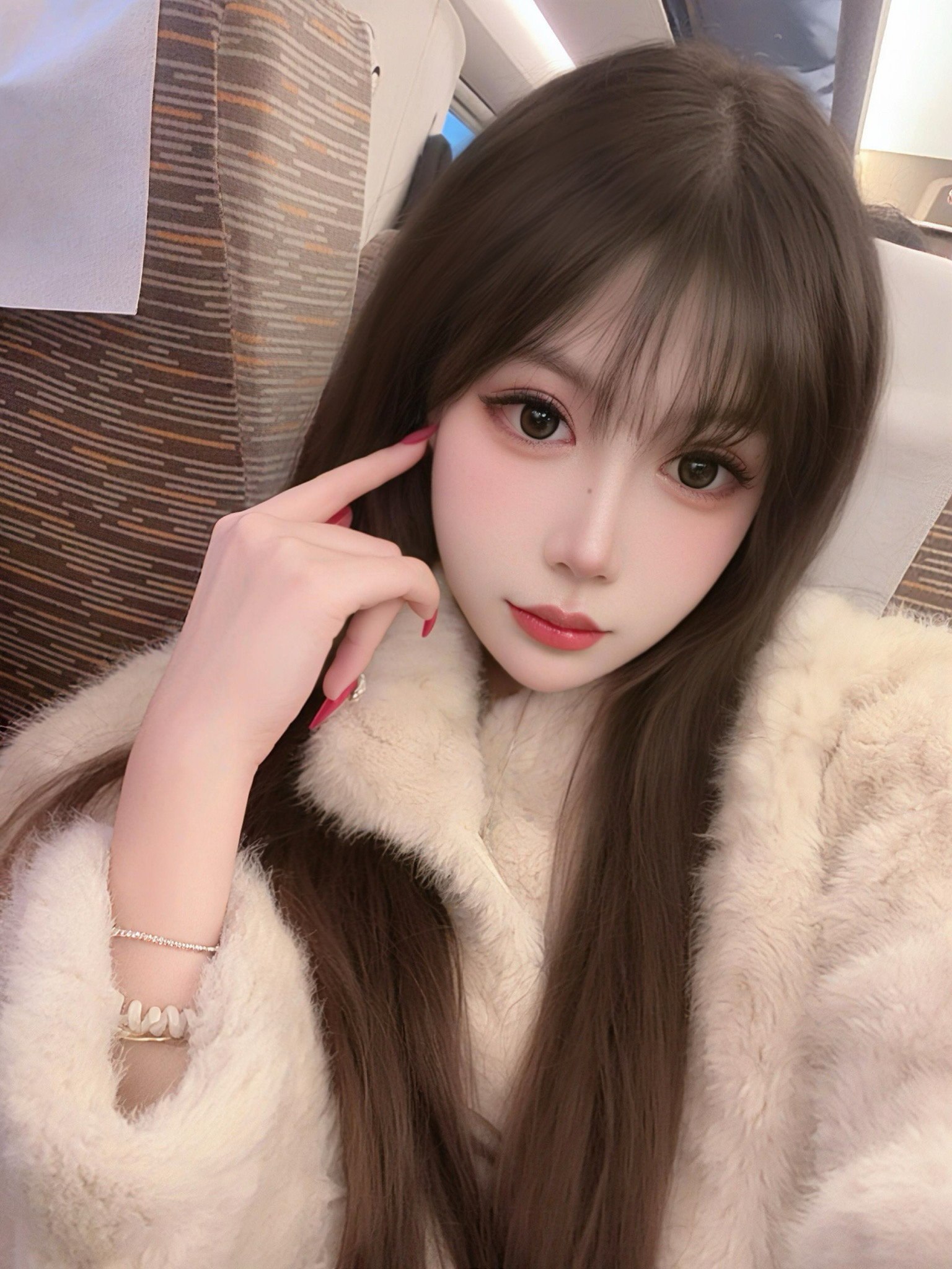 江苏 无锡 编号：999587 (点击复制)
➡️ 