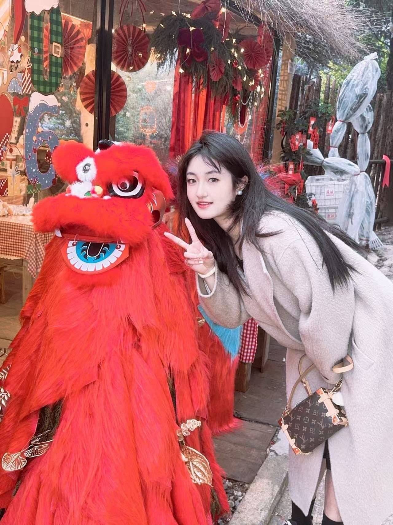 江苏 苏州 编号：264437 (点击复制)
➡️ 
