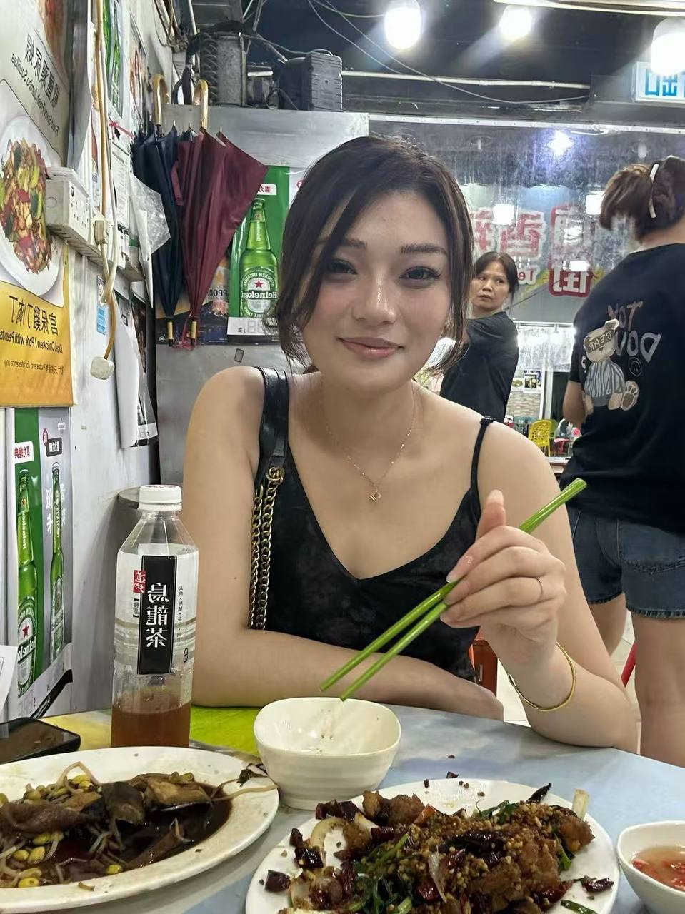 江苏 苏州 编号：681623 (点击复制)
➡️ 