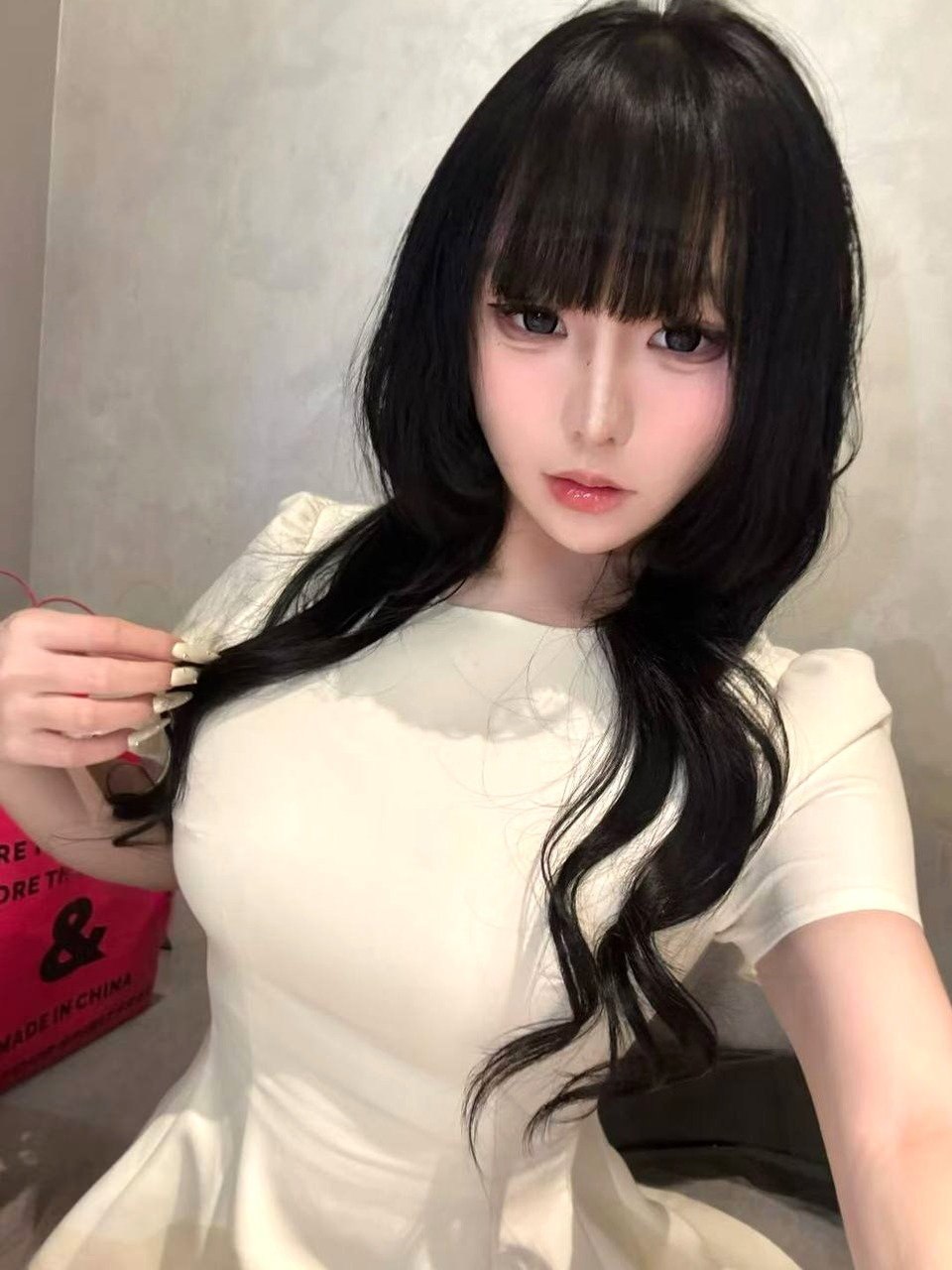 江苏 无锡 编号：825945 (点击复制)
➡️ 