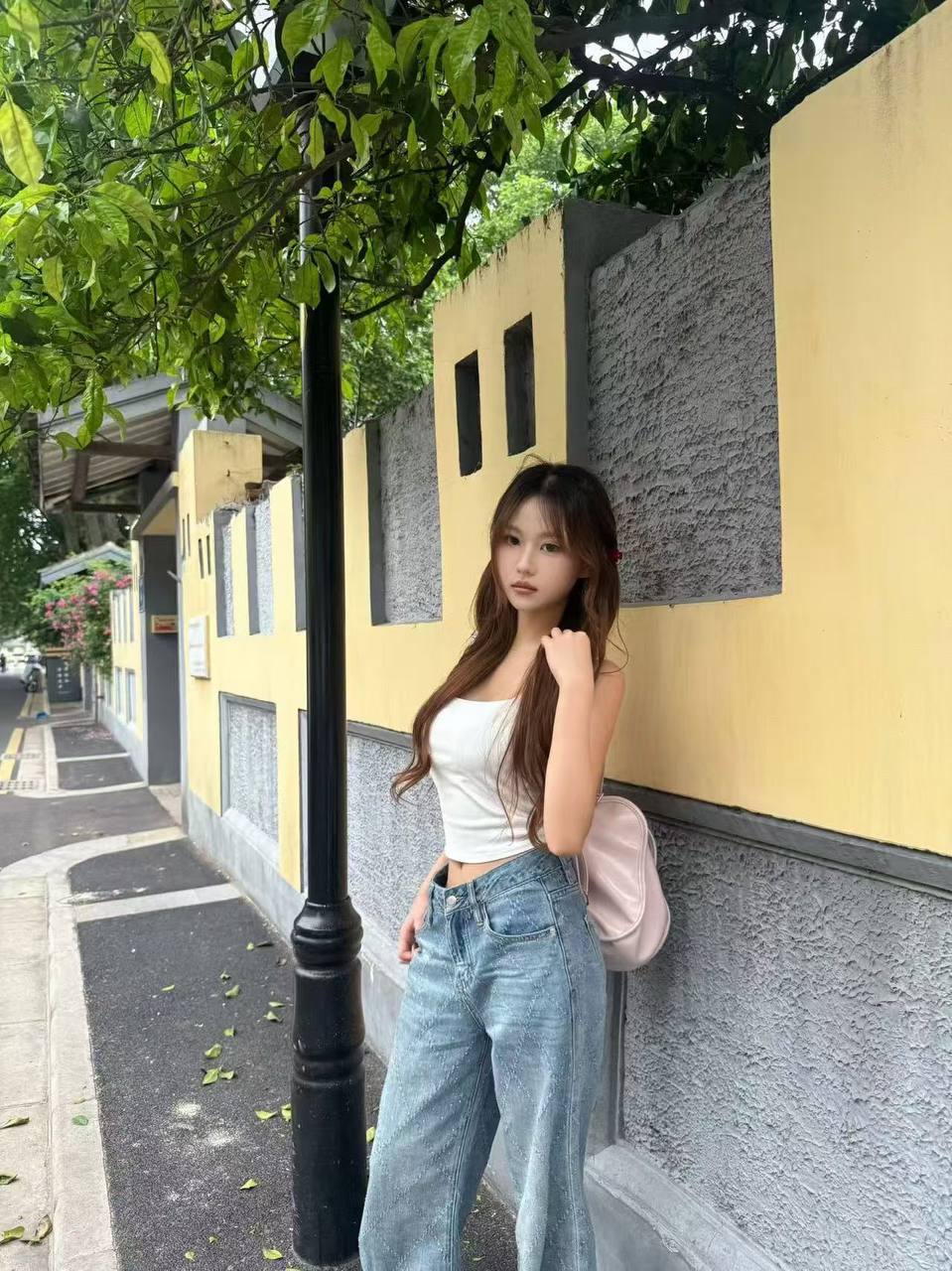 江苏 南京 编号：394363 (点击复制)
➡️ 