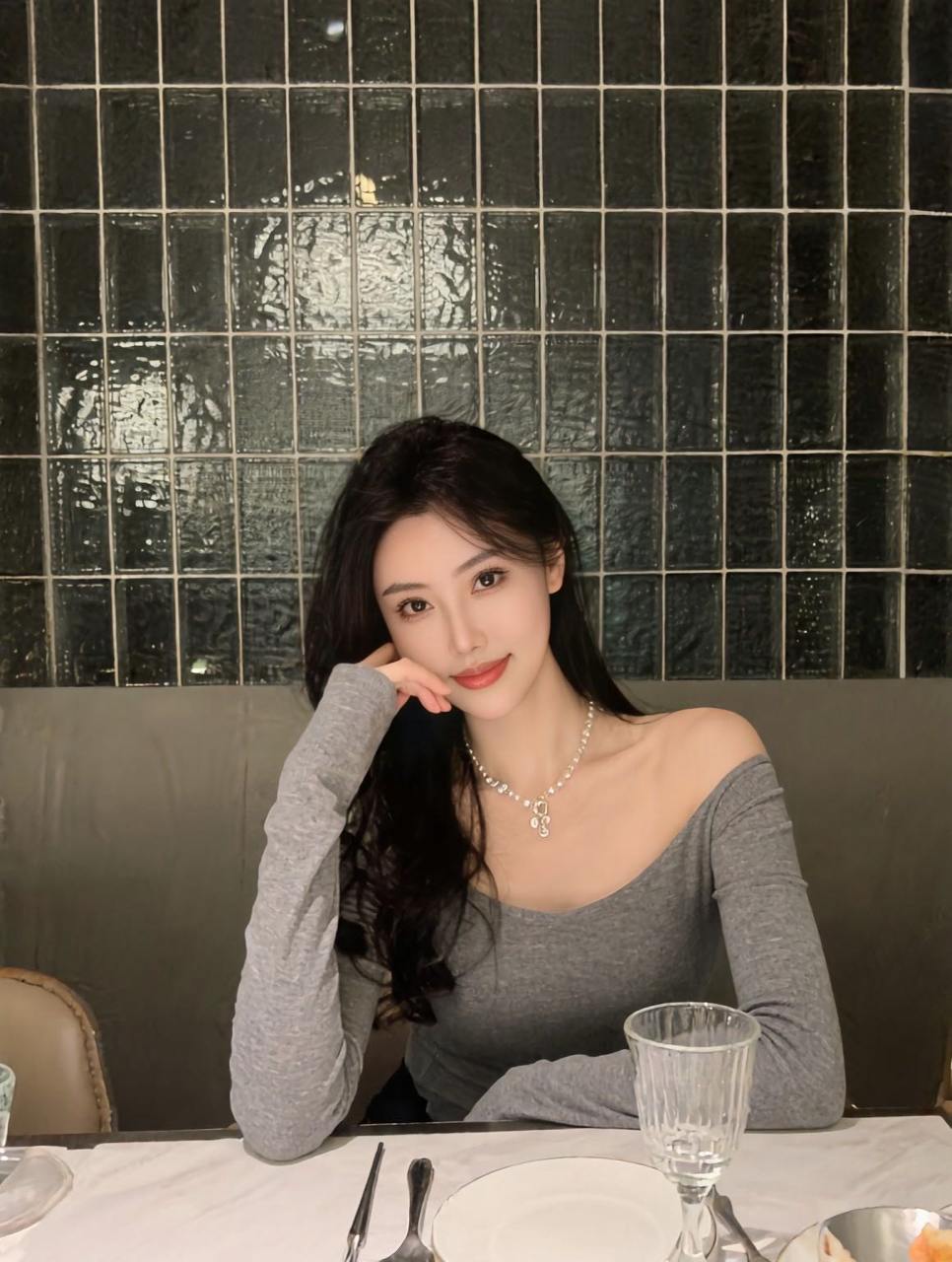 江苏 无锡 编号：197070 (点击复制)
➡️ 