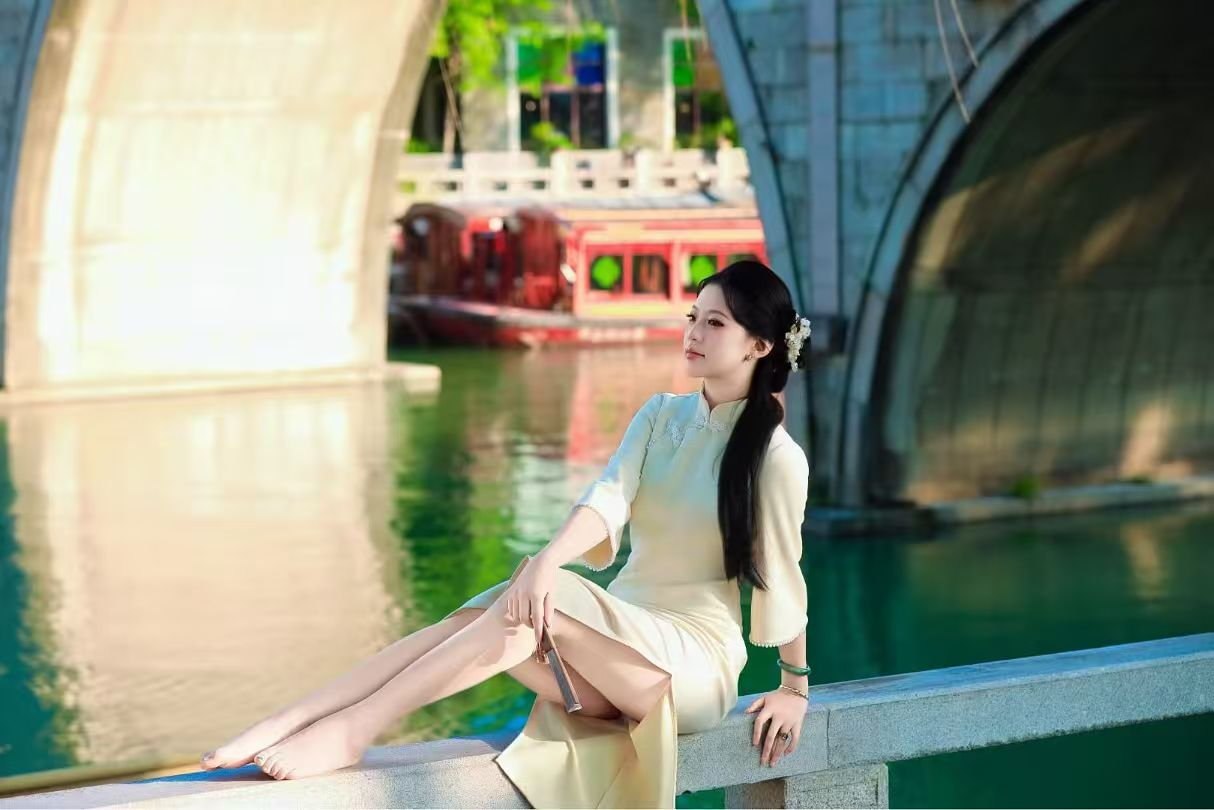 江苏 苏州 编号：129915 (点击复制)
➡️ 