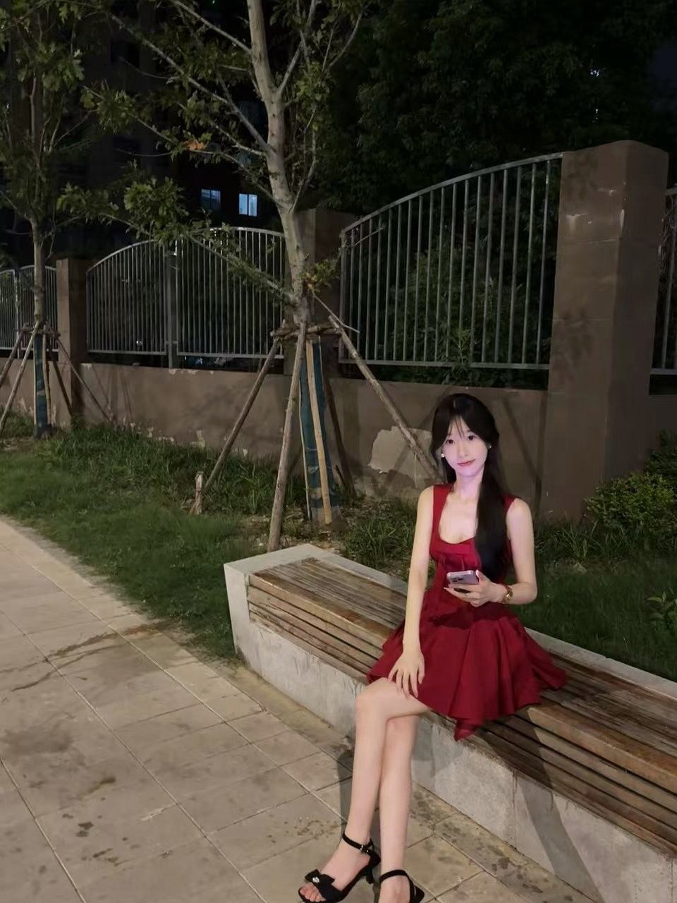 江苏 无锡 编号：680950 (点击复制)
➡️ 