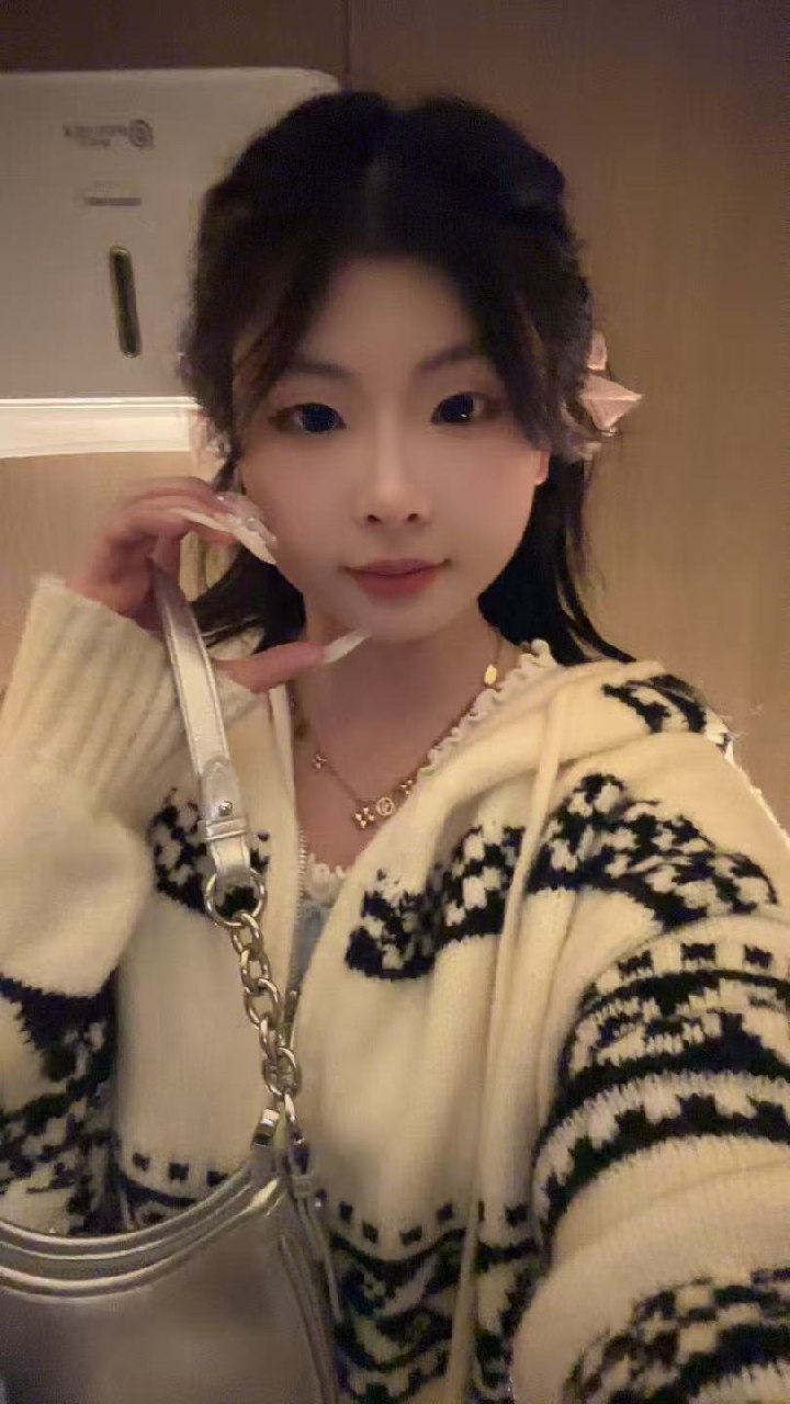 江苏 常州 编号：886922 (点击复制)
➡️ 